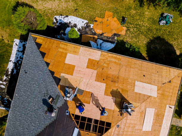 Best Residential Roofing Contractor  in Mukwonago, WI